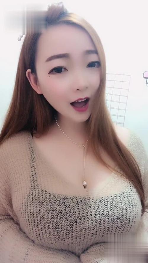 久久久久久精品国产亚洲小蛇